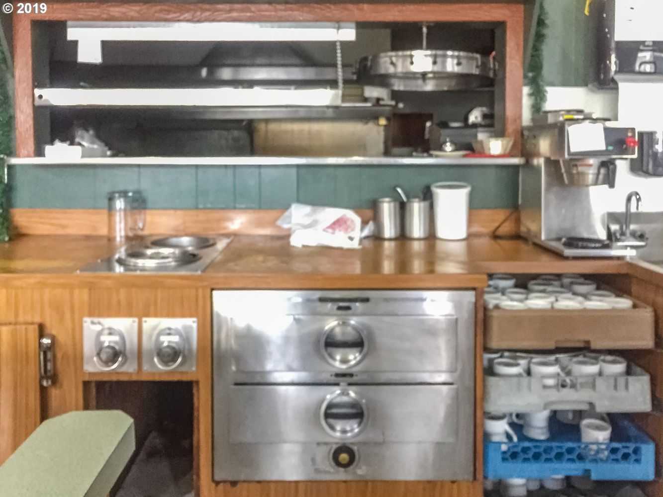 412 S Main St, Canyonville, OR 97417